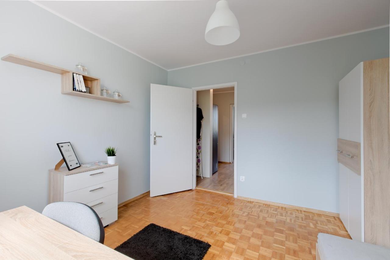 Krzywon 8 Rooms Varsóvia Exterior foto